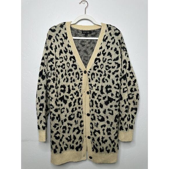 Love Tree Size Large Animal Leopard Print Cardigan V-Neck Button Up Tan Fall - Picture 1 of 8